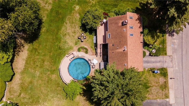 29 Valley View Dr, Cranston, RI 02921 - aerial view of property and surrounding area with a pool area