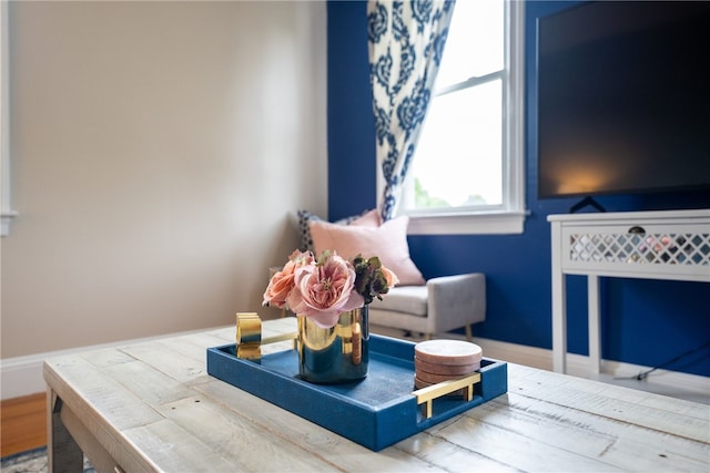 165 Wentworth Ave Unit 2E, Cranston, RI 02905 - view of sitting room