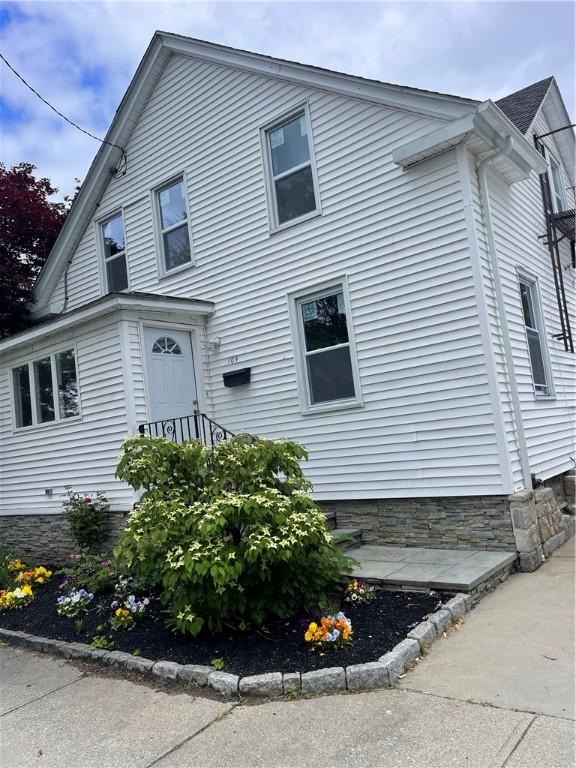 105 Princess Ave, Cranston, RI 02920