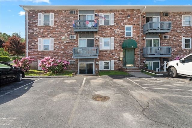 200 Manville Hill Rd Unit 28, Cumberland, RI 02864 - view of building exterior with uncovered parking