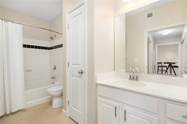 1000 Providence Pl Unit 142, Providence, RI 02903 - full bath with toilet, shower / bathtub combination with curtain, and vanity