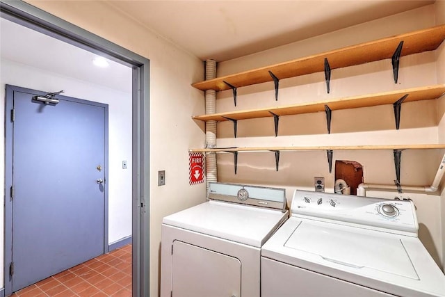 116 Chestnut St Unit G, Providence, RI 02903 - laundry room with washer and dryer