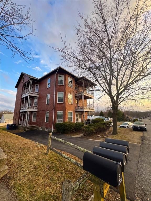 20 Vivian Ave, Cumberland, RI 02864 - view of building exterior
