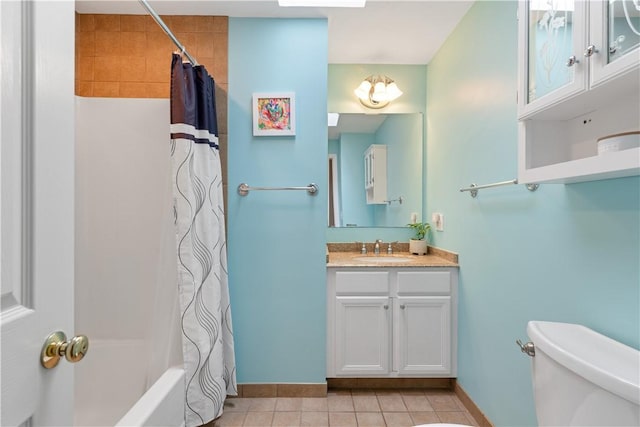 101 Huckleberry Rd, North Kingstown, RI 02852 - full bath featuring tile patterned floors, toilet, vanity, shower / bathtub combination with curtain, and baseboards