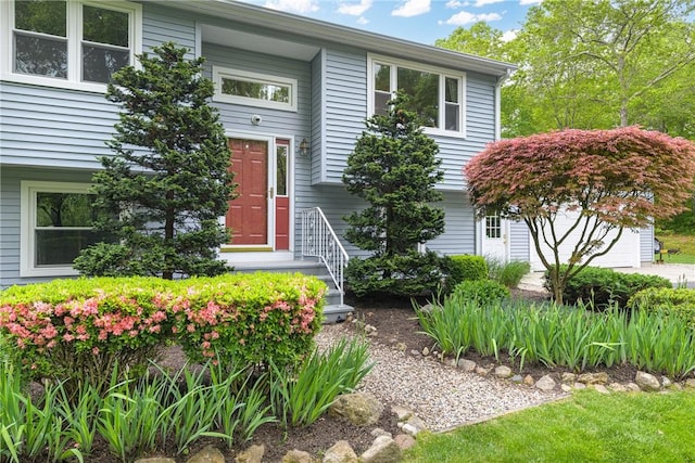 101 Huckleberry Rd, North Kingstown, RI 02852 - view of property entrance