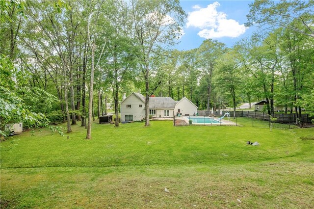 8 Westgate Rd, Cumberland, RI 02864 - view of yard