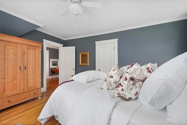 34 Dryden Ave, Pawtucket, RI 02860 - bedroom featuring light wood finished floors, crown molding, ceiling fan, and a closet
