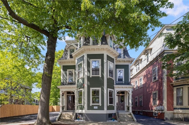 43 Chapin Ave Unit 3, Providence, RI 02909 - view of victorian home