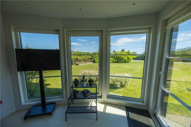 1448 Mohegan Trl, Block Island, RI 02807 - view of sunroom / solarium