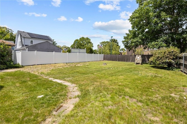 62 Fenner Ave, East Providence, RI 02915 - view of yard