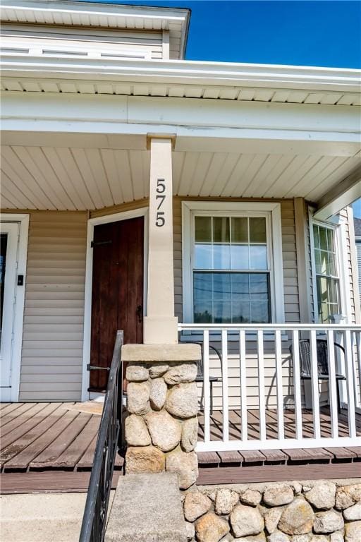 575 Pontiac Ave, Cranston, RI 02910 - photo 3