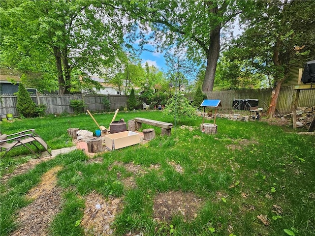 5 Martin St, Coventry, RI 02816 - view of yard