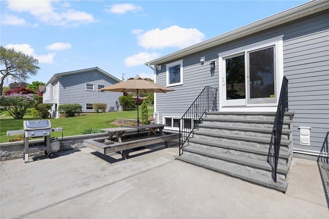26 Leawood Dr, Cranston, RI 02920