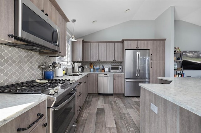 26 Leawood Dr, Cranston, RI 02920