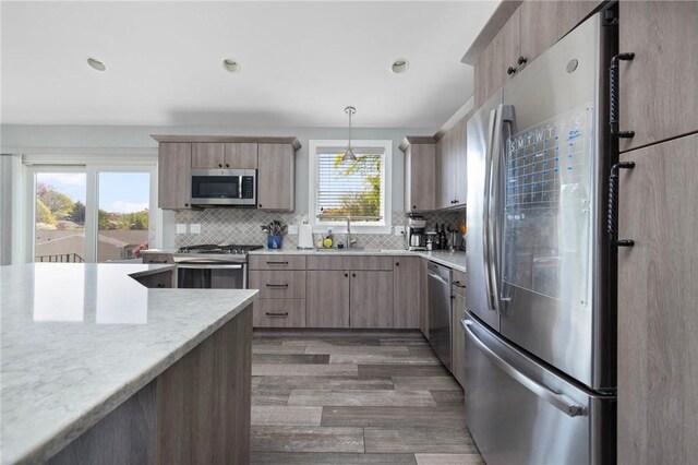 26 Leawood Dr, Cranston, RI 02920