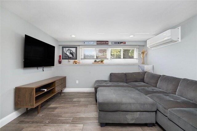 26 Leawood Dr, Cranston, RI 02920
