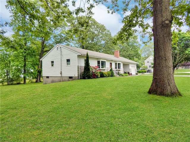 2 Laurel Hill Dr, Westerly, RI 02891 - single story home featuring a chimney and a front lawn