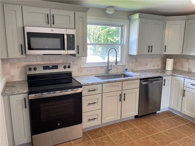 29 Tacoma St, Cranston, RI 02920 - photo 6