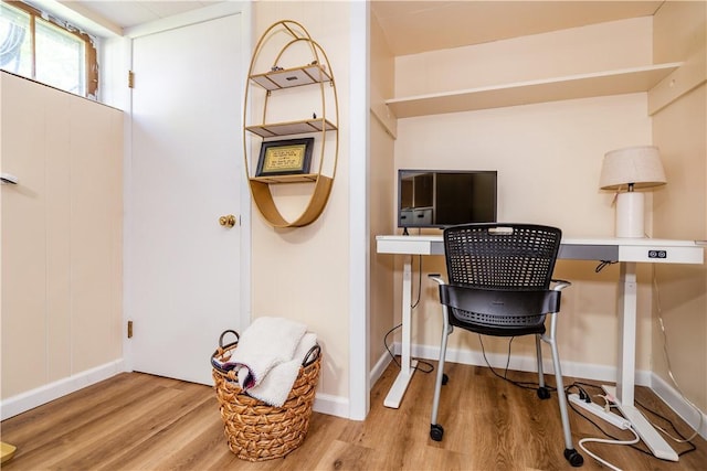 59 Davis Ave, Cranston, RI 02910 - office with wood finished floors and baseboards