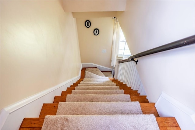 59 Davis Ave, Cranston, RI 02910 - view of staircase
