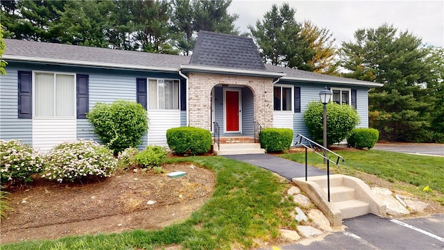 127 Pleasant View Ave Unit 34, Smithfield, RI 02917 - view of front of property with roof with shingles and a front yard