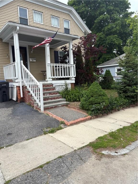 15 Villa Ave, Cranston, RI 02905 - view of front of property with a porch