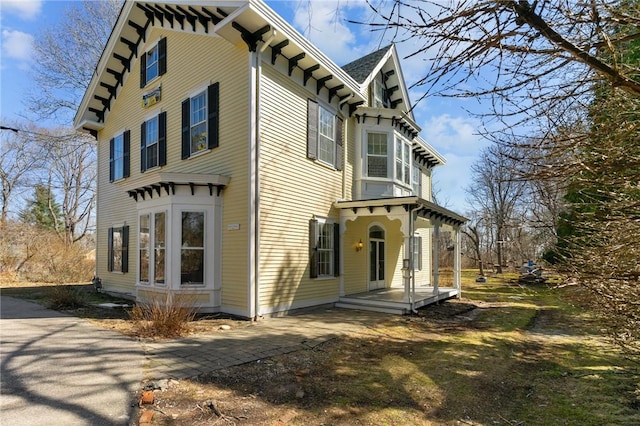 81 Old N Rd, South Kingstown, RI 02881 - view of home's exterior