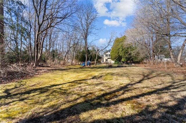 81 Old N Rd, South Kingstown, RI 02881 - view of grassy yard