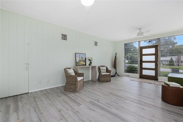 14 Twin Oak Dr, Warwick, RI 02889 - sitting room with wood finished floors and ceiling fan