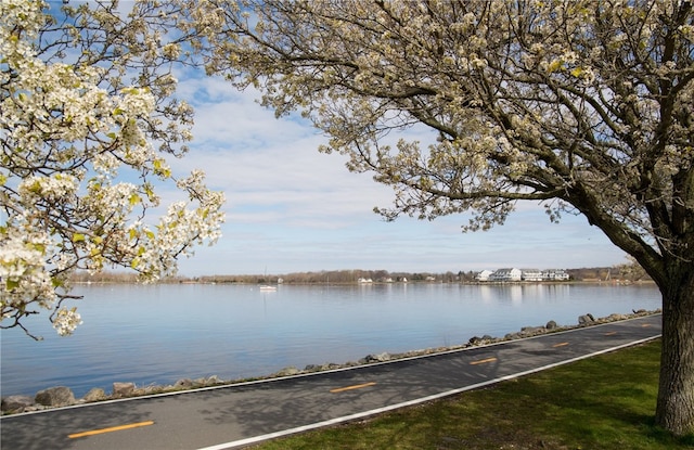 0 Surf Dr, Bristol, RI 02809 - water view