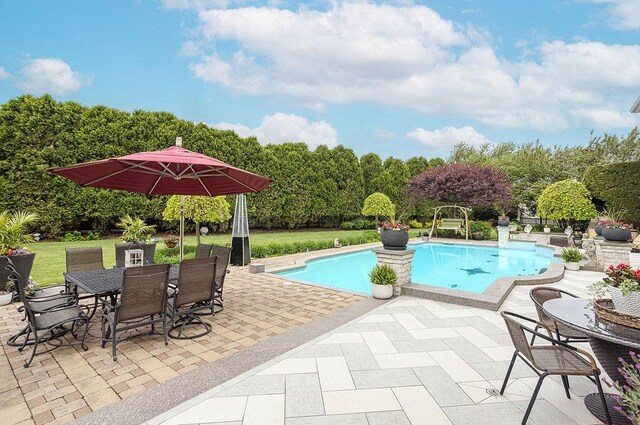 126 Cliff Dr, Narragansett, RI 02882 - photo 16