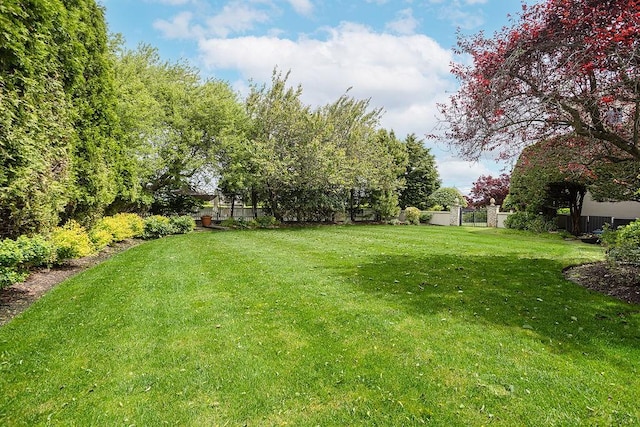 126 Cliff Dr, Narragansett, RI 02882 - photo 18