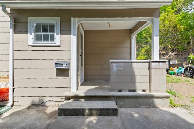10 Sisson St, West Warwick, RI 02893 - view of doorway to property