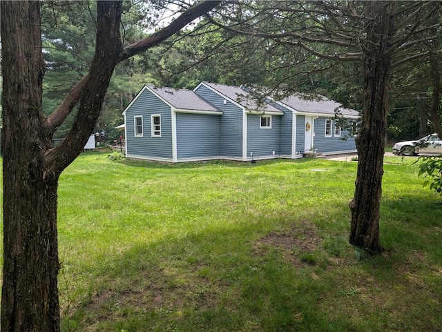 94 Mount Pleasant Rd, North Smithfield, RI 02896 - view of green lawn