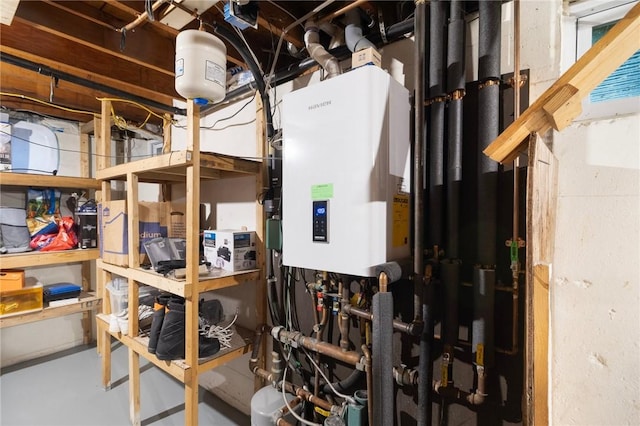 80 Flagg Ave, Warwick, RI 02886 - storage area with water heater