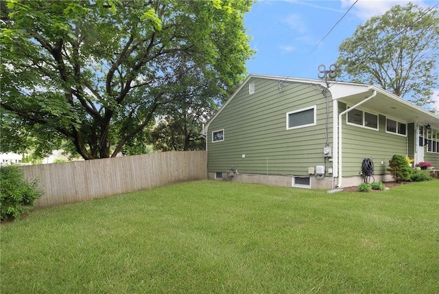 80 Flagg Ave, Warwick, RI 02886 - view of side of home