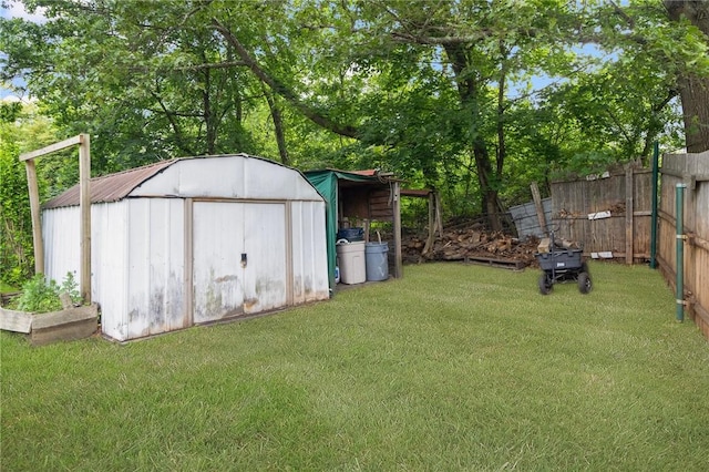 80 Flagg Ave, Warwick, RI 02886 - view of yard