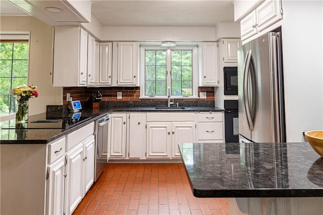 850 Black Plain Rd, North Smithfield, RI 02896 - kitchen featuring black appliances, a sink, white cabinets, and backsplash