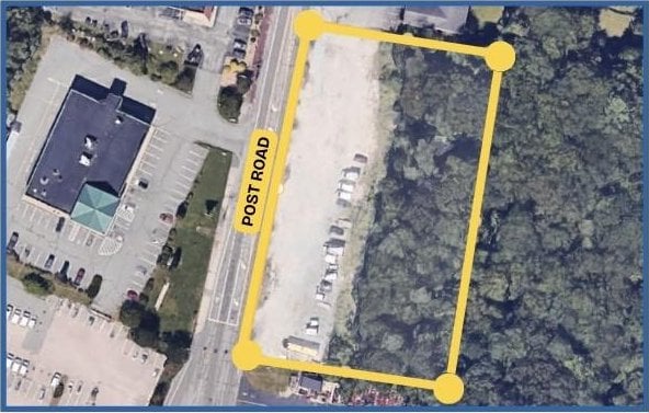 7664 Post Rd, North Kingstown, RI 02852