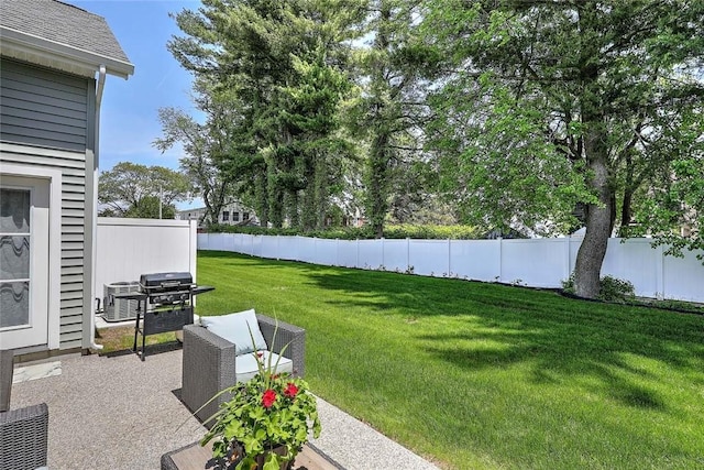 77 W Valley Cir Unit 77, West Warwick, RI 02893 - view of yard