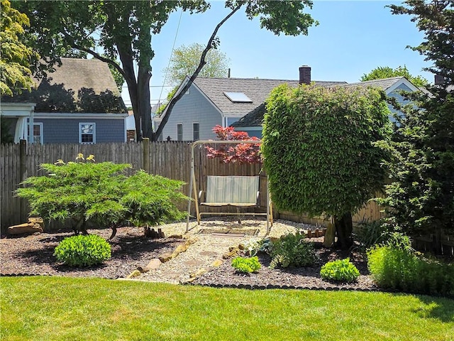 369 Vine St, Pawtucket, RI 02861 - view of yard