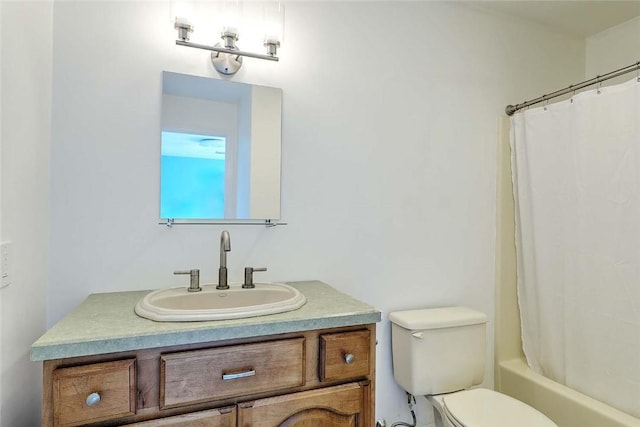 2970 Mendon Rd Unit 160, Cumberland, RI 02864 - full bath featuring vanity, toilet, and shower / tub combo