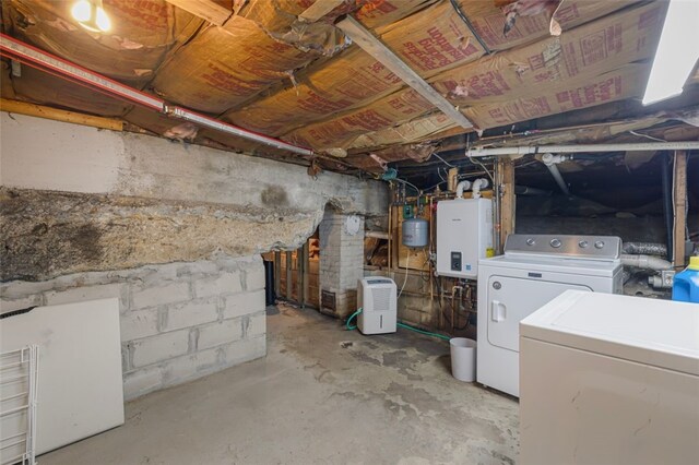 30 Lincoln St, Smithfield, RI 02917 - unfinished basement featuring water heater and washer and clothes dryer
