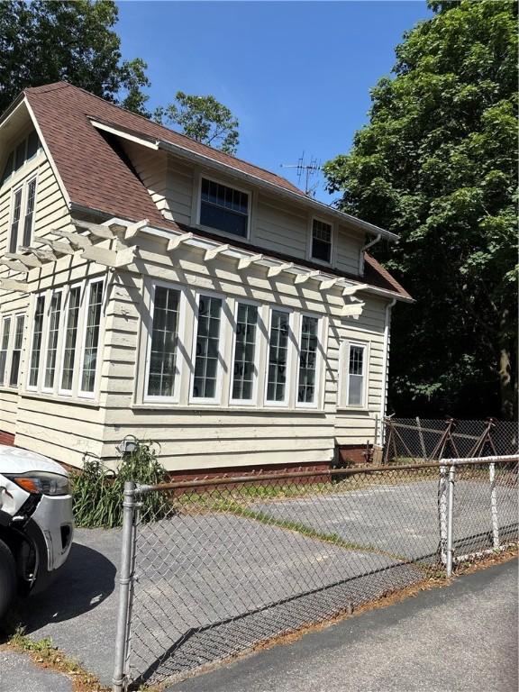 202 Jenckes St, Woonsocket, RI 02895 - view of front facade