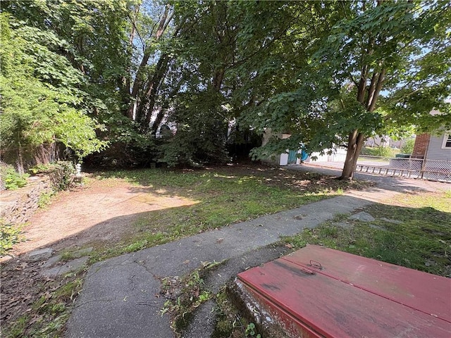 202 Jenckes St, Woonsocket, RI 02895 - view of yard