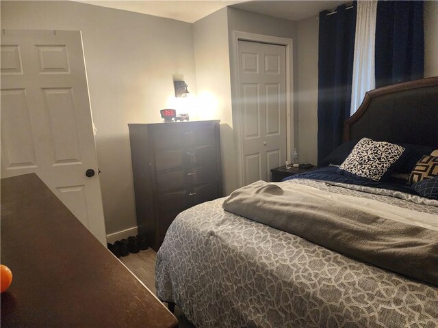 27 Unit St, Providence, RI 02909 - bedroom featuring baseboards and wood finished floors