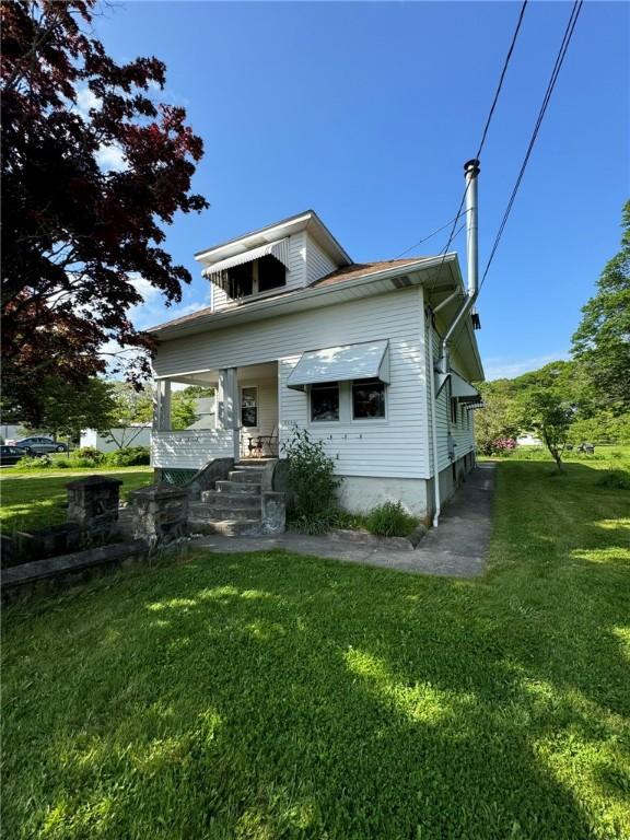 2690 Warwick Ave, Warwick, RI 02889 - photo 1