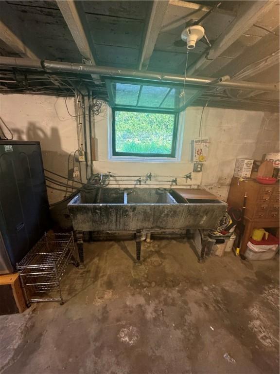 2690 Warwick Ave, Warwick, RI 02889 - photo 35
