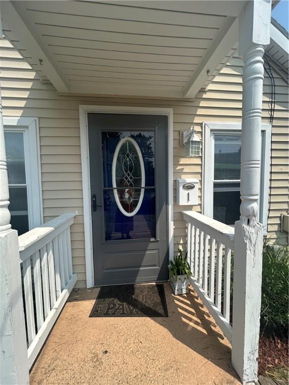 1 Holly St, East Providence, RI 02915 - photo 3