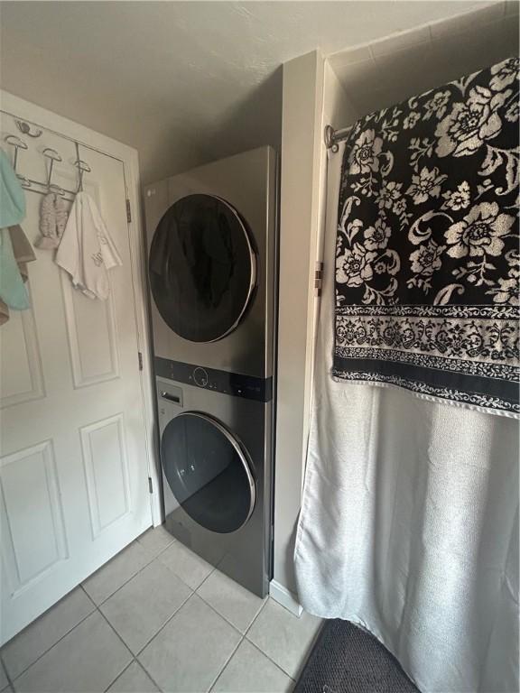 1 Holly St, East Providence, RI 02915 - photo 8